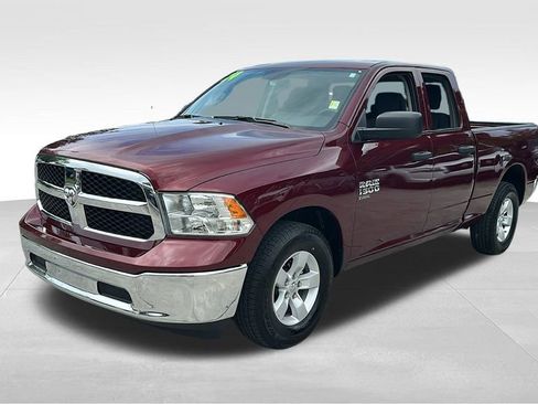 Used 2024 RAM 1500 Classic SLT image 3