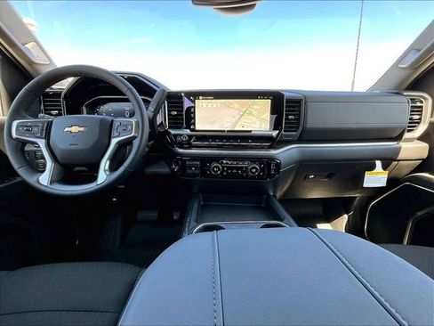 New 2026 Chevrolet Silverado 2500 LT w/ Safety Package AWD/4WD image 11
