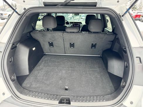 Used 2025 GMC Terrain Elevation image 20