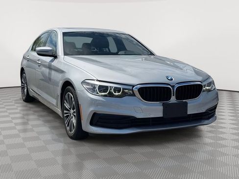 Used 2019 BMW 530i xDrive w/ Convenience Package AWD/4WD image 4