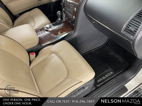 Used 2017 Nissan Armada Platinum w/ Interior Lighting Package image 43