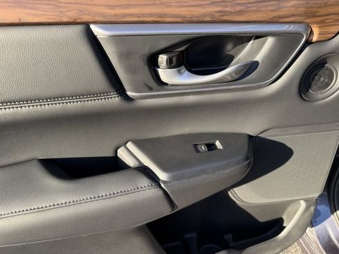 Used 2021 Honda CR-V Touring image 33