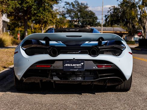 Used 2020 McLaren 720S Performance image 12