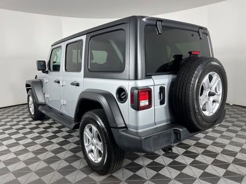 Used 2023 Jeep Wrangler Sport S image 7