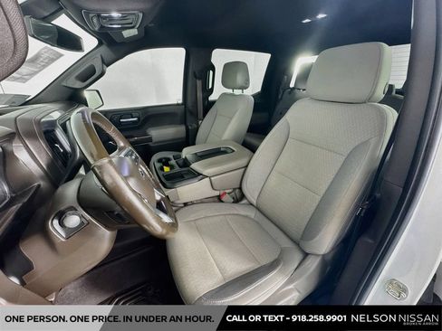 Used 2021 Chevrolet Silverado 1500 RST AWD/4WD image 19