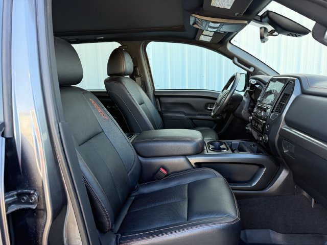 Used 2023 Nissan Titan PRO-4X w/ Pro-4x Convenience Package AWD/4WD image 31