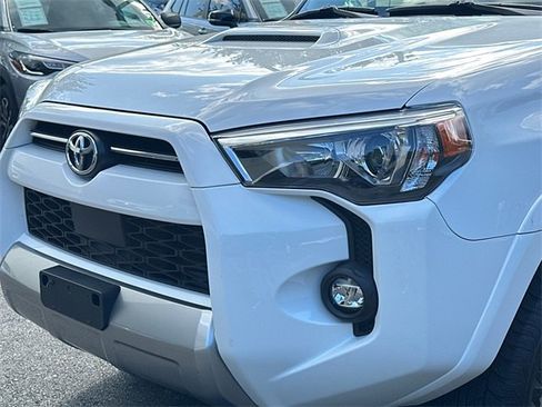 Certified 2024 Toyota 4Runner TRD Off-Road image 3