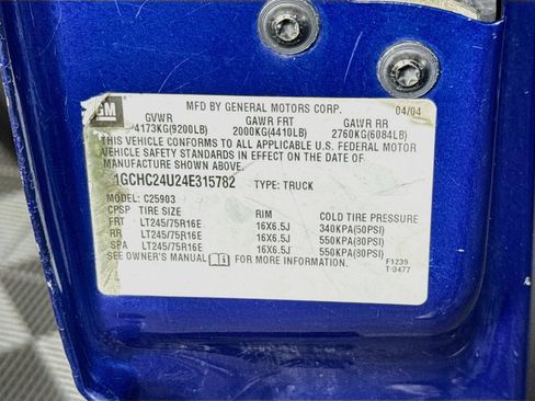 Used 2004 Chevrolet Silverado 2500 W/T RWD image 24