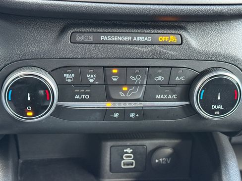 Certified 2025 Ford Escape Active image 20