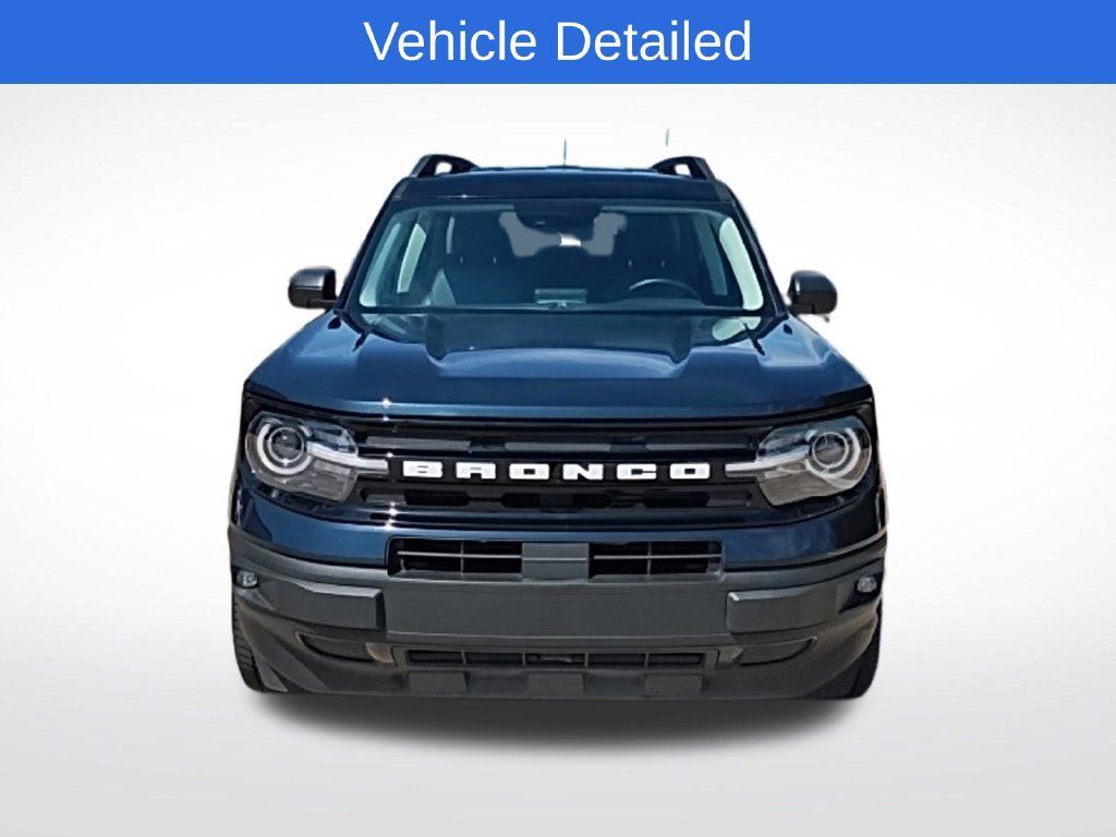 Used 2023 Ford Bronco Sport Outer Banks w/ Tech Package AWD/4WD image 2
