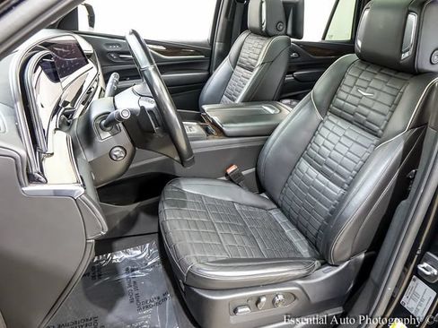 Used 2021 Cadillac Escalade Premium Luxury Platinum AWD/4WD image 9