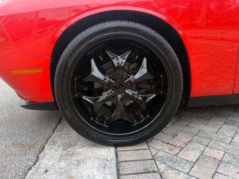 Used 2018 Dodge Challenger SXT w/ Sound Group image 35