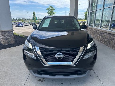 Used 2023 Nissan Rogue SV AWD/4WD image 3