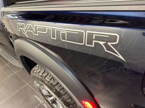 Certified 2022 Ford F150 Raptor w/ Raptor 37 Performance Package AWD/4WD image 45