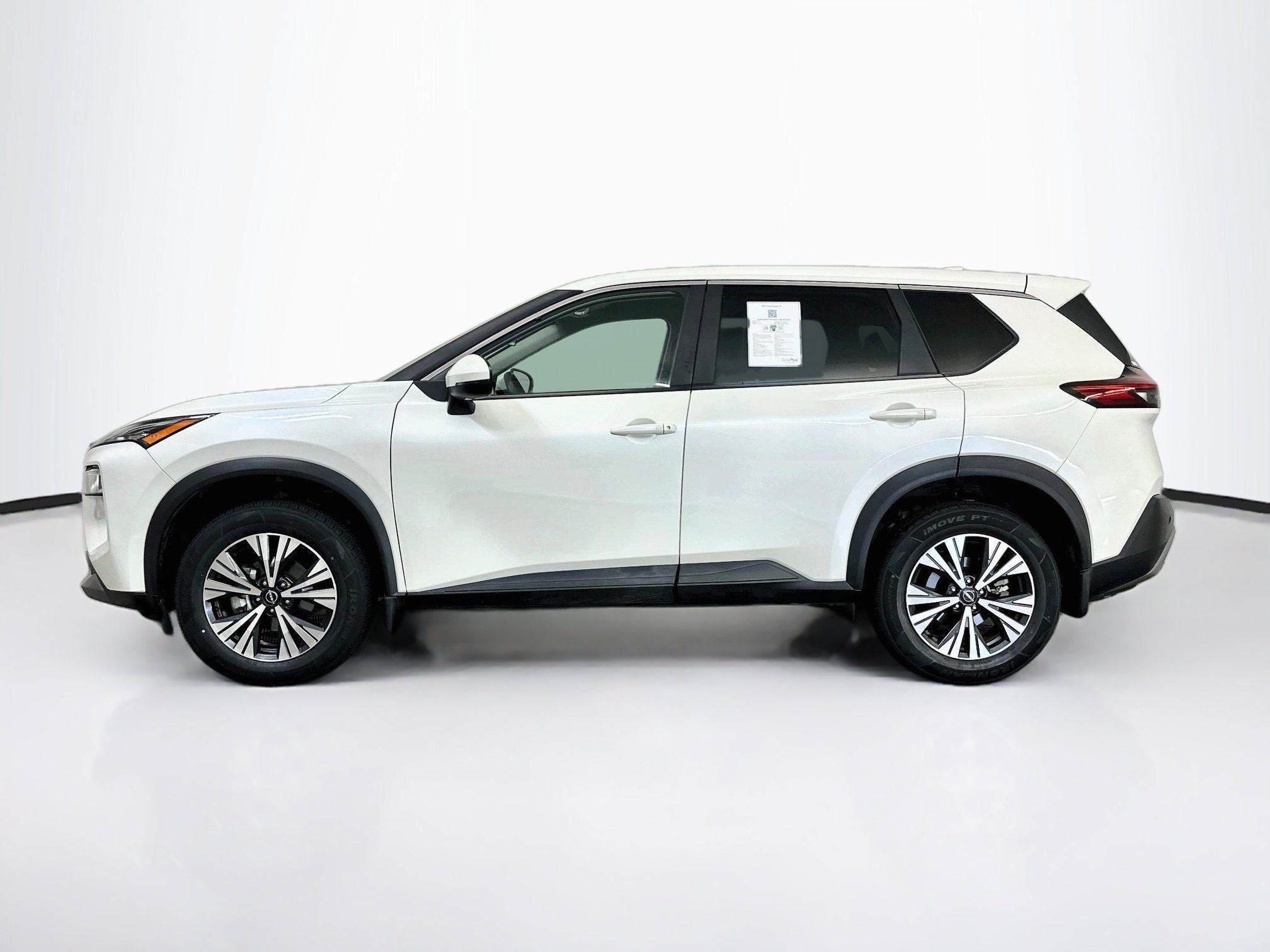 Used 2023 Nissan Rogue SV AWD/4WD image 4