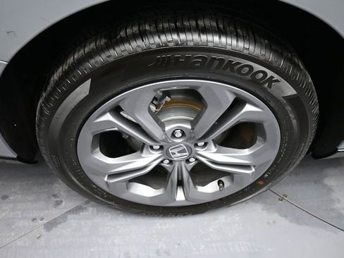 Certified 2025 Honda Accord EX-L image 12