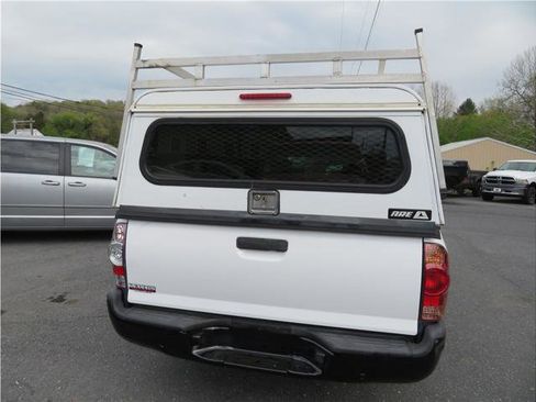 Used 2015 Toyota Tacoma 2WD Access Cab image 15