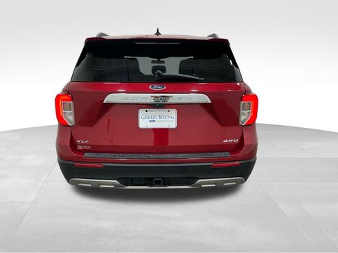Used 2022 Ford Explorer XLT w/ Equipment Group 202A image 24