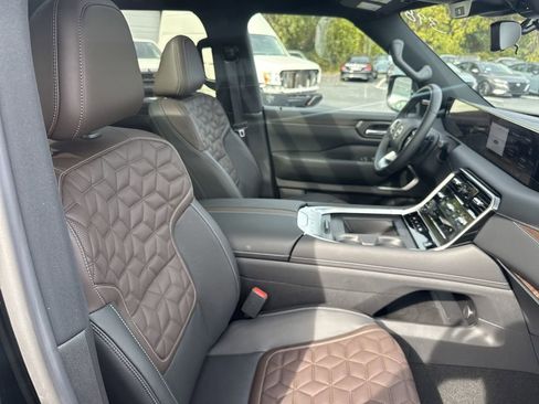 New 2026 Nissan Armada Platinum AWD/4WD image 17