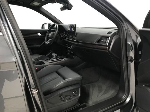 Used 2023 Audi Q5 2.0T Premium w/ Convenience Package AWD/4WD image 17
