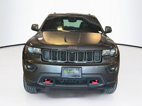 Used 2018 Jeep Grand Cherokee Trailhawk AWD/4WD image 2