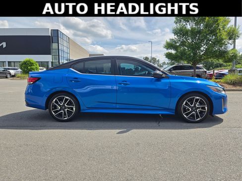 Used 2024 Nissan Sentra SR w/ SR Premium Package FWD image 8