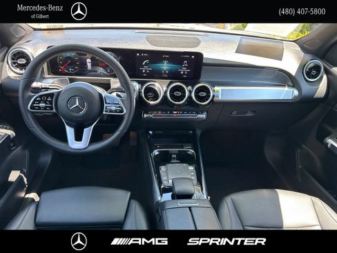 Used 2022 Mercedes-Benz GLB 250 image 19