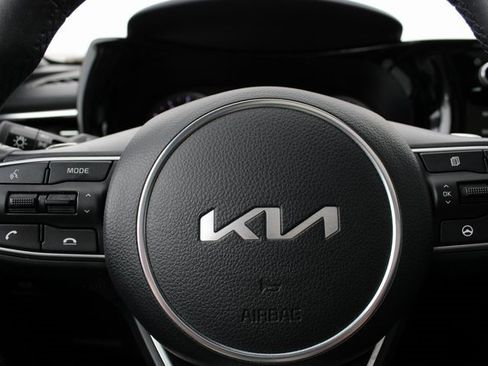 Used 2023 Kia K5 GT image 8