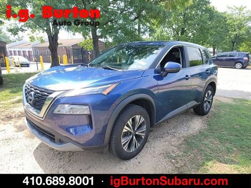 Used 2023 Nissan Rogue SV FWD image 3