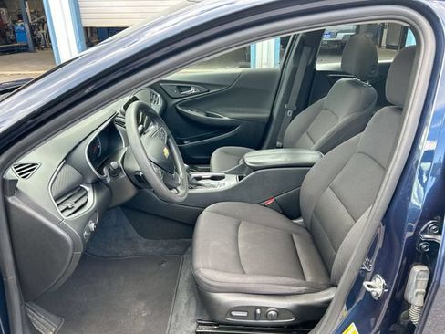 Used 2022 Chevrolet Malibu LT FWD image 19