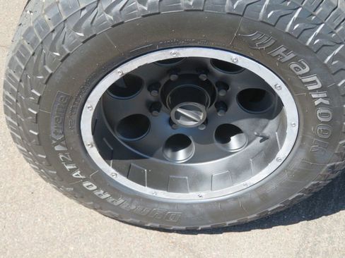 Used 2004 Ford F250 Lariat image 16