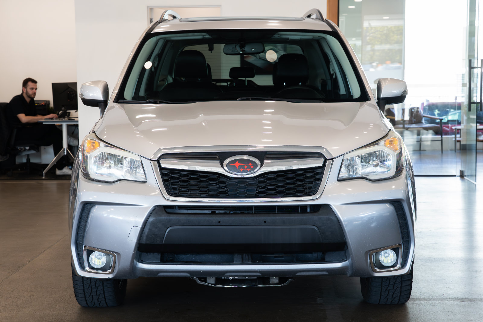 Used 2016 Subaru Forester 2.0XT Touring w/ Popular Package #2 AWD/4WD image 2