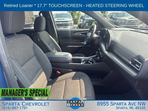 Used 2025 Chevrolet Traverse LT AWD/4WD image 28