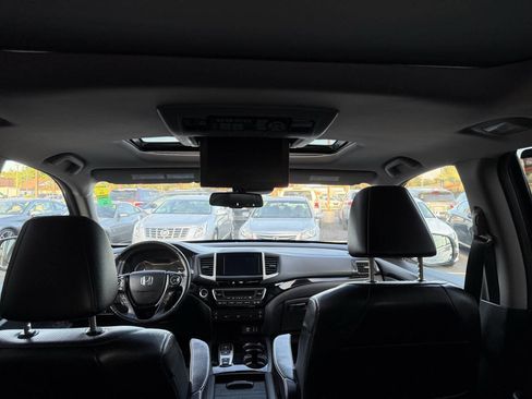Used 2016 Honda Pilot Elite image 27