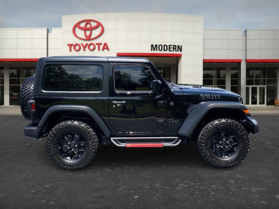 Used 2026 Jeep Wrangler Sport AWD/4WD image 4