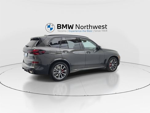 New 2026 BMW X5 xDrive50e w/ M Sport Package AWD/4WD image 4