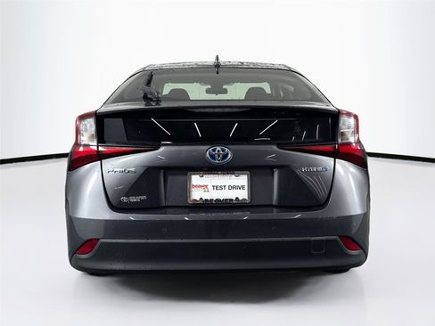 Certified 2022 Toyota Prius LE image 11