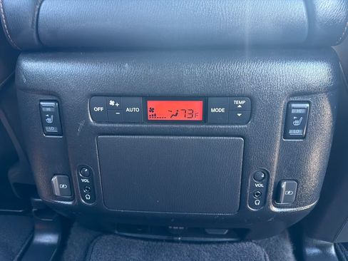 Used 2020 Nissan Armada Platinum w/ Platinum Reserve Package RWD image 40