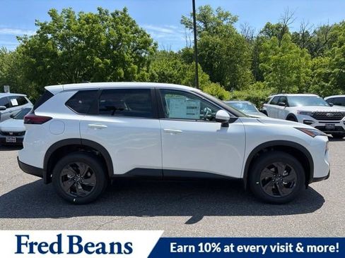 New 2026 Nissan Rogue SV AWD/4WD image 10