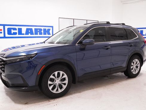 Used 2023 Honda CR-V LX image 10
