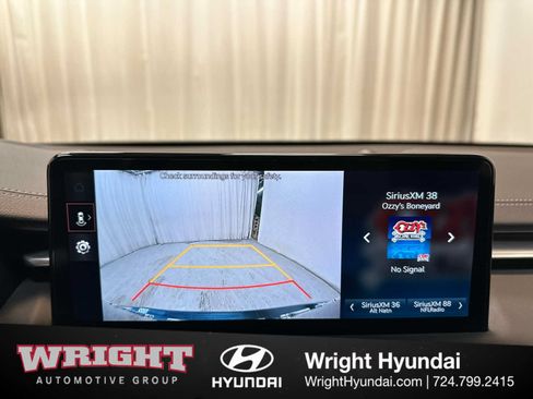 Used 2025 Genesis G70 2.5T AWD/4WD image 27
