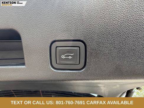 Used 2025 GMC Acadia Elevation w/ Elevation Premium Package AWD/4WD image 37