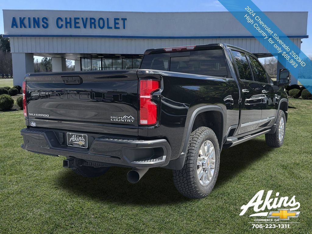 Used 2024 Chevrolet Silverado 2500 High Country w/ High Country Premium Package AWD/4WD image 7