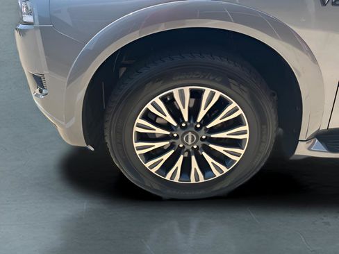 Used 2022 Nissan Armada SL w/ Midnight Edition Package image 4