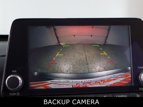 Used 2024 Nissan Altima 2.5 SV image 18