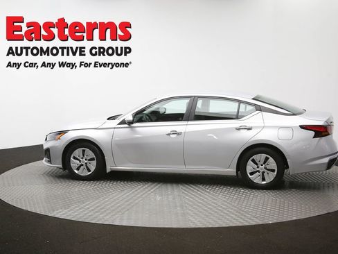 Used 2023 Nissan Altima 2.5 S FWD image 59