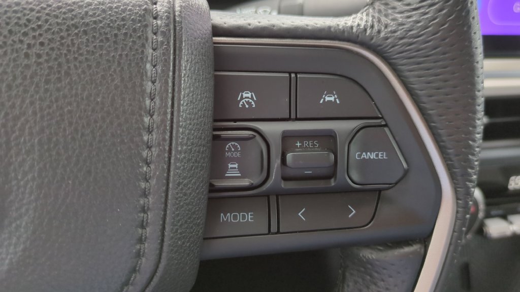 Used 2025 Toyota Tacoma TRD Off-Road AWD/4WD image 20