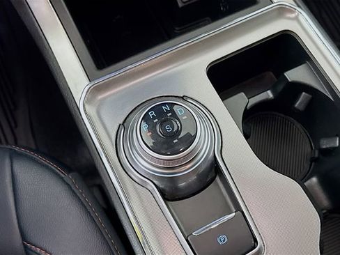 Certified 2024 Ford Edge SEL w/ Sport Appearance Package image 20