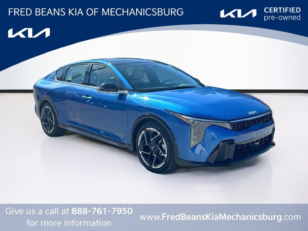 Certified 2025 Kia K4 GT-Line w/ GT-Line Premium Package FWD image 1