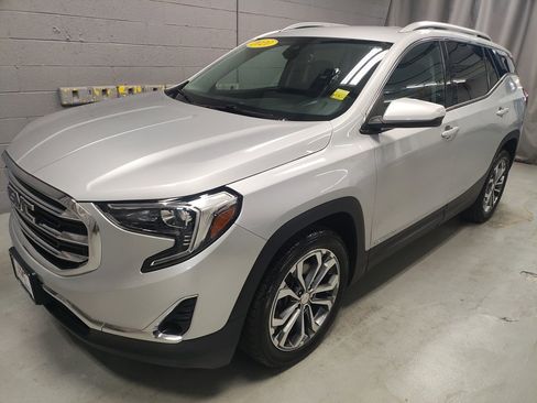 Used 2020 GMC Terrain SLT w/ Preferred Package image 18
